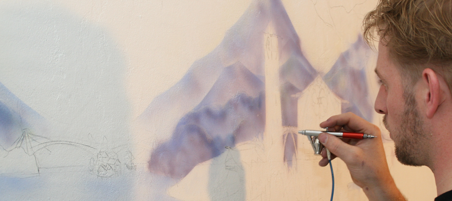 Muurschildering bestaande uit airbrush en schilderwerk.